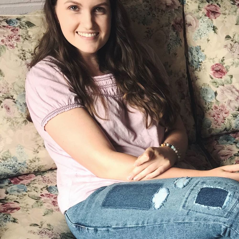 Meet your Posher, Olivia